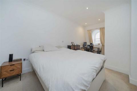 2 bedroom flat to rent, Langdon Park, Teddington TW11