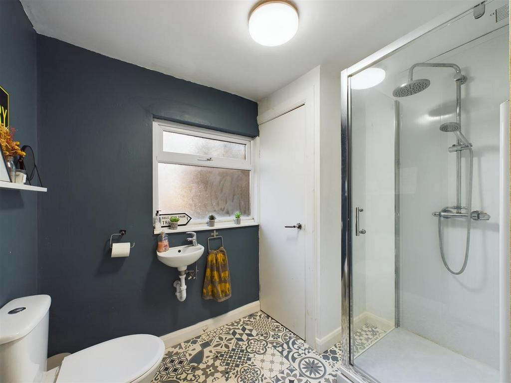 Shower ground.jpg