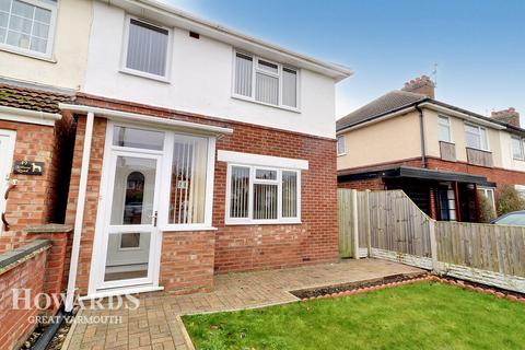 3 bedroom end of terrace house for sale, Jellicoe Road, Great Yarmouth