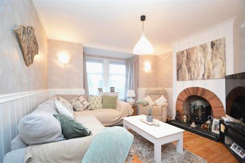 3 bedroom semi-detached house for sale, High Street, Wootton