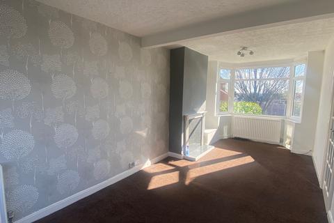 3 bedroom semi-detached house to rent, Sandringham Road, Birmingham B42