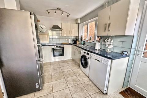 21 Sovereign Close, Bournemouth, BH7 7RP