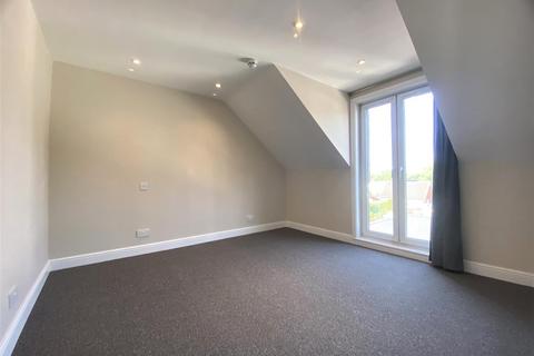 2 bedroom apartment to rent, Westend Terrace, Gloucester GL1