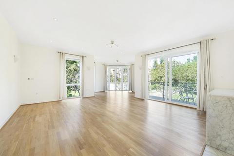 Terrano House, Kew, TW9