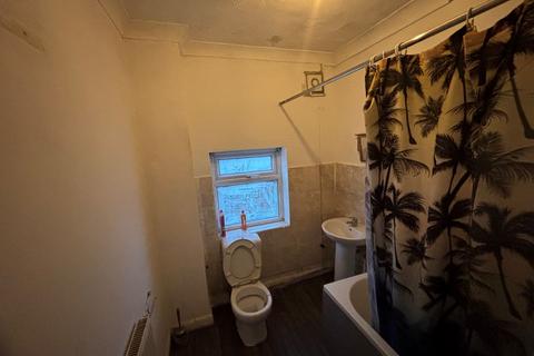 80 Bridge Road, Leicester, LE5 3LD