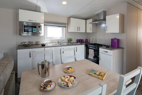 2 bedroom mobile home for sale, Crossburn Holiday Park, Peebles EH45