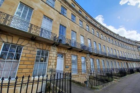 2 bedroom apartment to rent, Norfolk Crescent