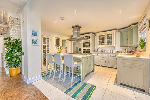 39 Crosby Road, Westcliff-on-sea, SS0 8LF