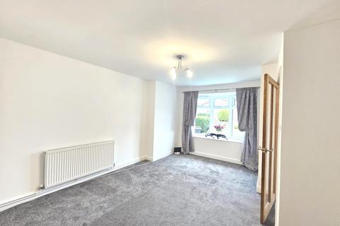 3 bedroom semi-detached house to rent, Baywood Close, Stafford, ST17 0BD