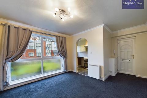 2 bedroom flat for sale, Hawes Side Lane, Blackpool, FY4