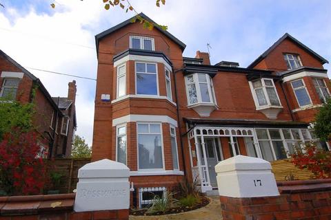 2 bedroom apartment to rent, Chandos Road, Chorlton, Manchester