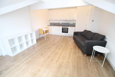 2 bedroom apartment to rent, Chandos Road, Chorlton, Manchester