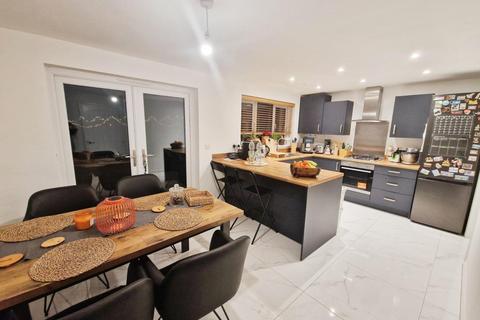 3 bedroom house for sale, Ellacott Road, Exeter