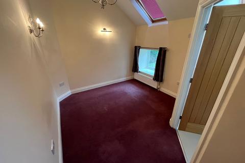 3 bedroom detached house to rent, Drewton, Brough, East Yorkshire, HU15