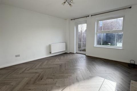 47 Chater Drive, Sutton Coldfield, B76 2BJ