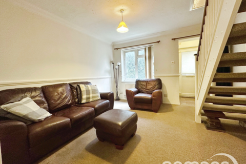 2 Arlott Drive, Basingstoke, RG21 5GU