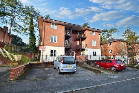 2 bedroom flat for sale, St Cross