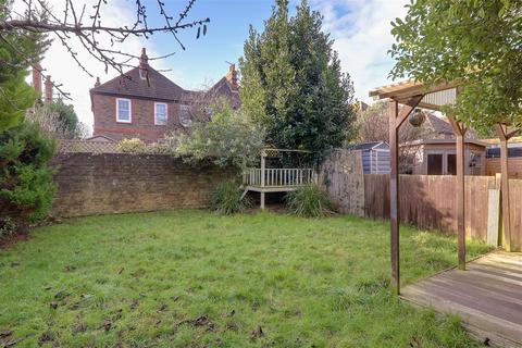 11a Browning Road, Worthing, BN11 4NS