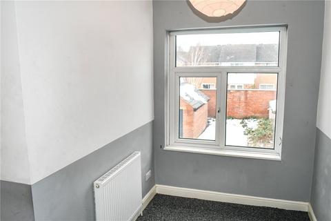 2 bedroom terraced house to rent, Hirst Wood Road, Shipley, West Yorkshire, BD18