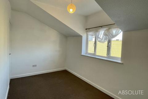 2 bedroom flat to rent, Hele Road, Newtake House, TQ2