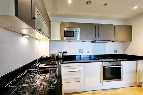 2 bedroom apartment to rent, Watermans Place 3 Wharf Approach, Leeds LS1