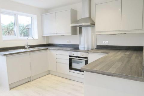 3 bedroom house to rent, Turnberry Drive, Wilmslow, Cheshire