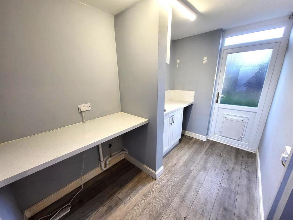Utility Room Pic 1