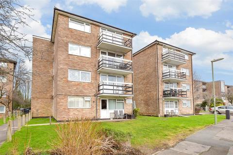 2 bedroom flat for sale, Chidham Close, Havant, Hants