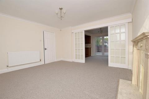 3 bedroom terraced house to rent, 10006 Kilmersdon Road, Bristol