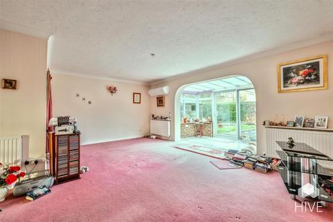 3 bedroom bungalow for sale, Rowan Close, Ringwood BH24