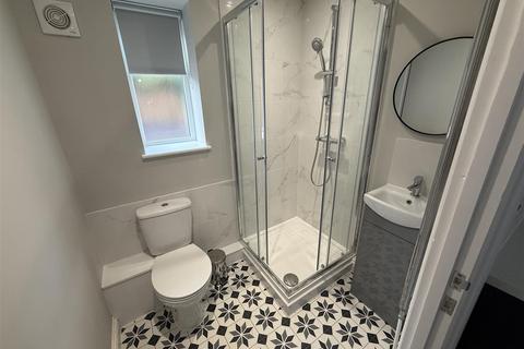 1 bedroom in a house share to rent, Farm Street, Derby