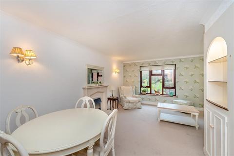 1 bedroom flat for sale, Turneys Orchard, Chorleywood WD3