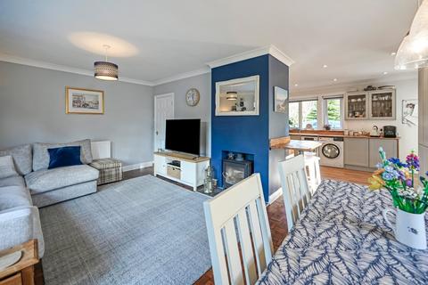 Highlands Bower Road, Mersham, Ashford, TN25 6NN