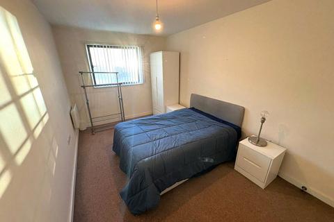 2 bedroom apartment to rent, Potato Wharf, Manchester, Greater Manchester, M3