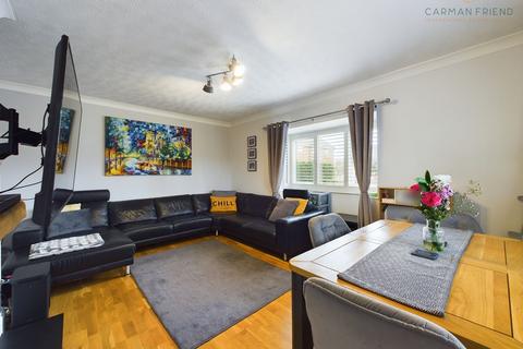 26 Alder Grove, Hoole, Chester, CH2 3EU