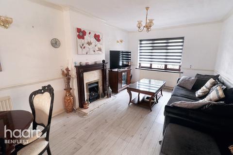 2 bedroom detached bungalow for sale, Woodberry Close, Canvey Island