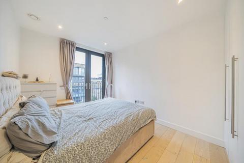 1 bedroom flat for sale, Cobalt Place, Battersea