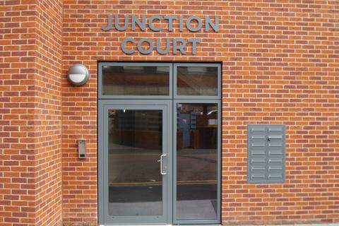 2 bedroom apartment to rent, Junction Court, 9 Station Road, WATFORD, WD17