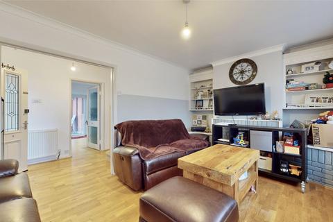 2 bedroom semi-detached house for sale, Enmore Road, Southall, UB1