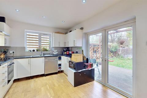 42 Enmore Road, Southall, UB1 2PG