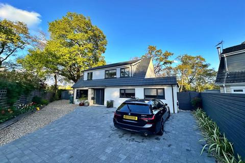 4 bedroom detached house for sale, Broadstone