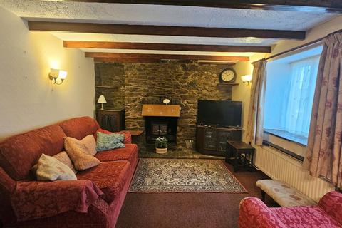 3 bedroom cottage for sale, North Street, Lostwithiel, Cornwall, PL22