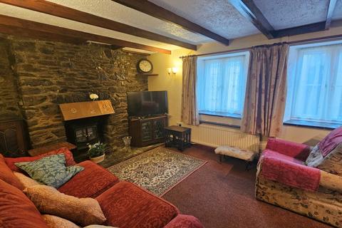 3 bedroom cottage for sale, North Street, Lostwithiel, Cornwall, PL22