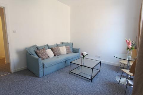 1 bedroom flat to rent, Abbey Street, Edinburgh EH7