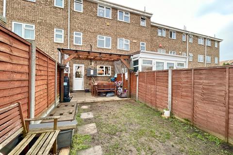 69 Periwinkle Close, Sittingbourne, ME10 2JU