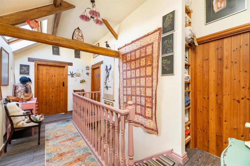 Galleried landing