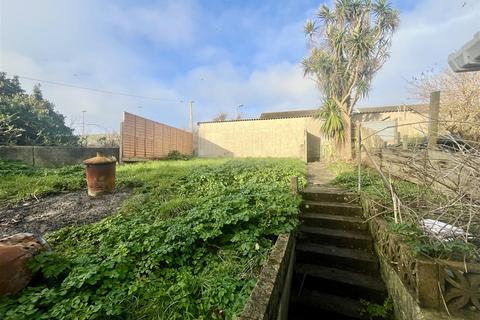 49 Chynance Drive, Newquay, TR7 2DY