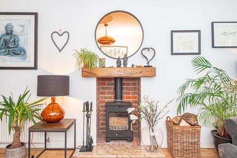14 Beech Walk, Tring, HP23 5JQ