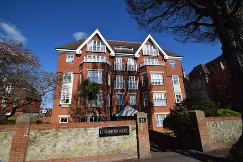 2 bedroom flat for sale, Granville Road, Eastbourne BN20