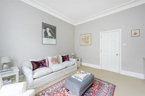 2 bedroom apartment for sale, Hobury Street, Chelsea SW10